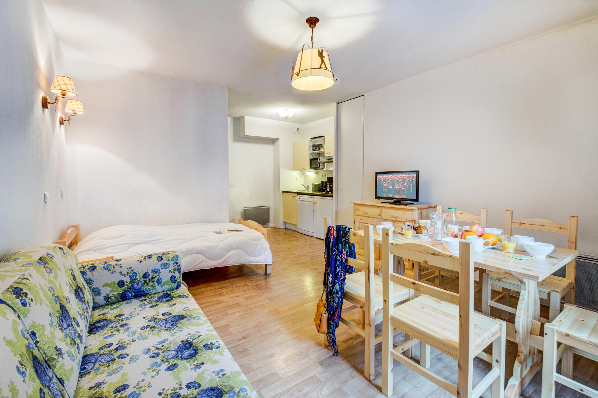 Vacanceole - Residence Illixon Bagnères-de-Luchon Exteriör bild